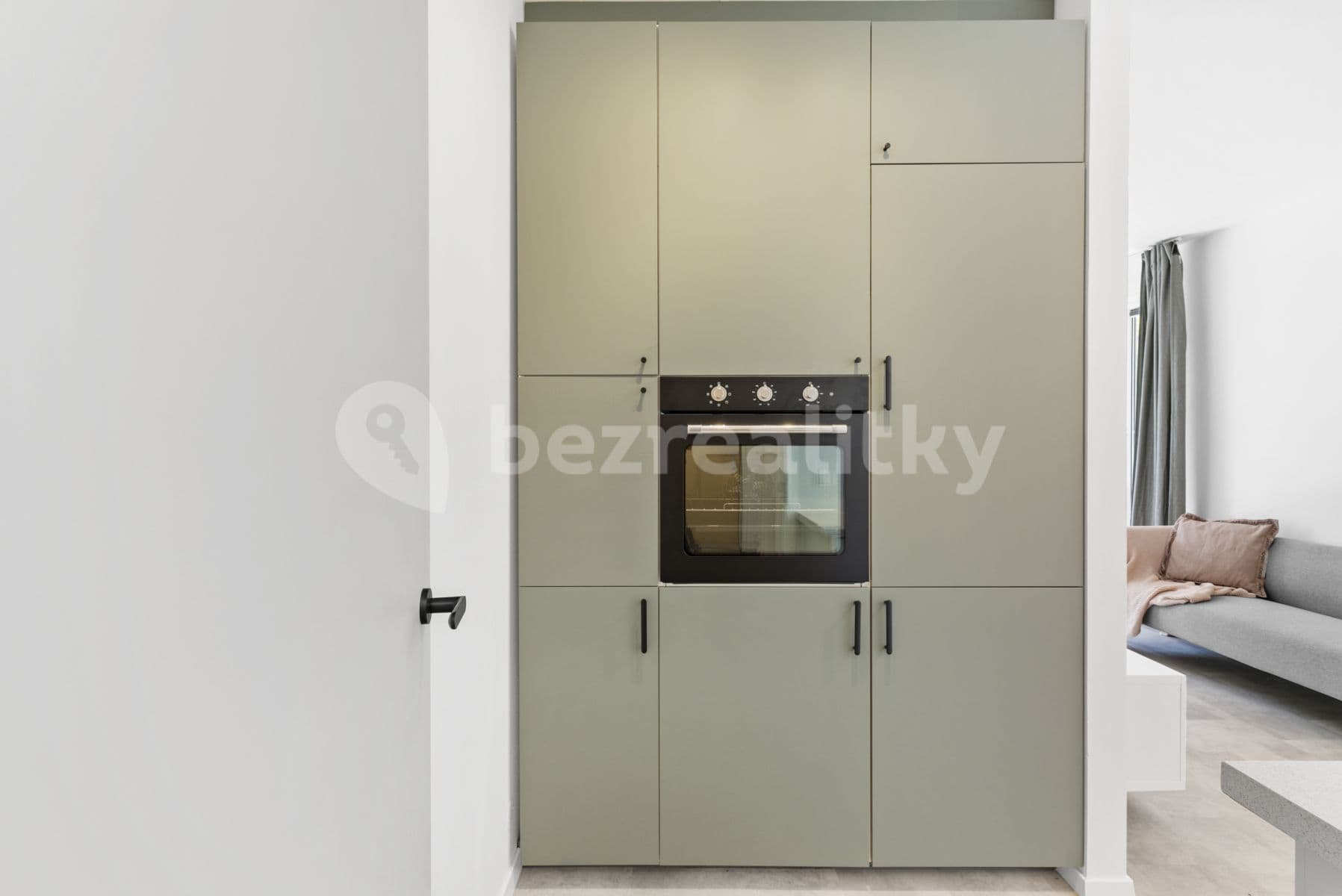 Prenájom bytu 2-izbový 43 m², Jeřabinová, Praha, Praha Prenájom bytu 2-izbový 43 m², Jeřabinová, Praha, Praha