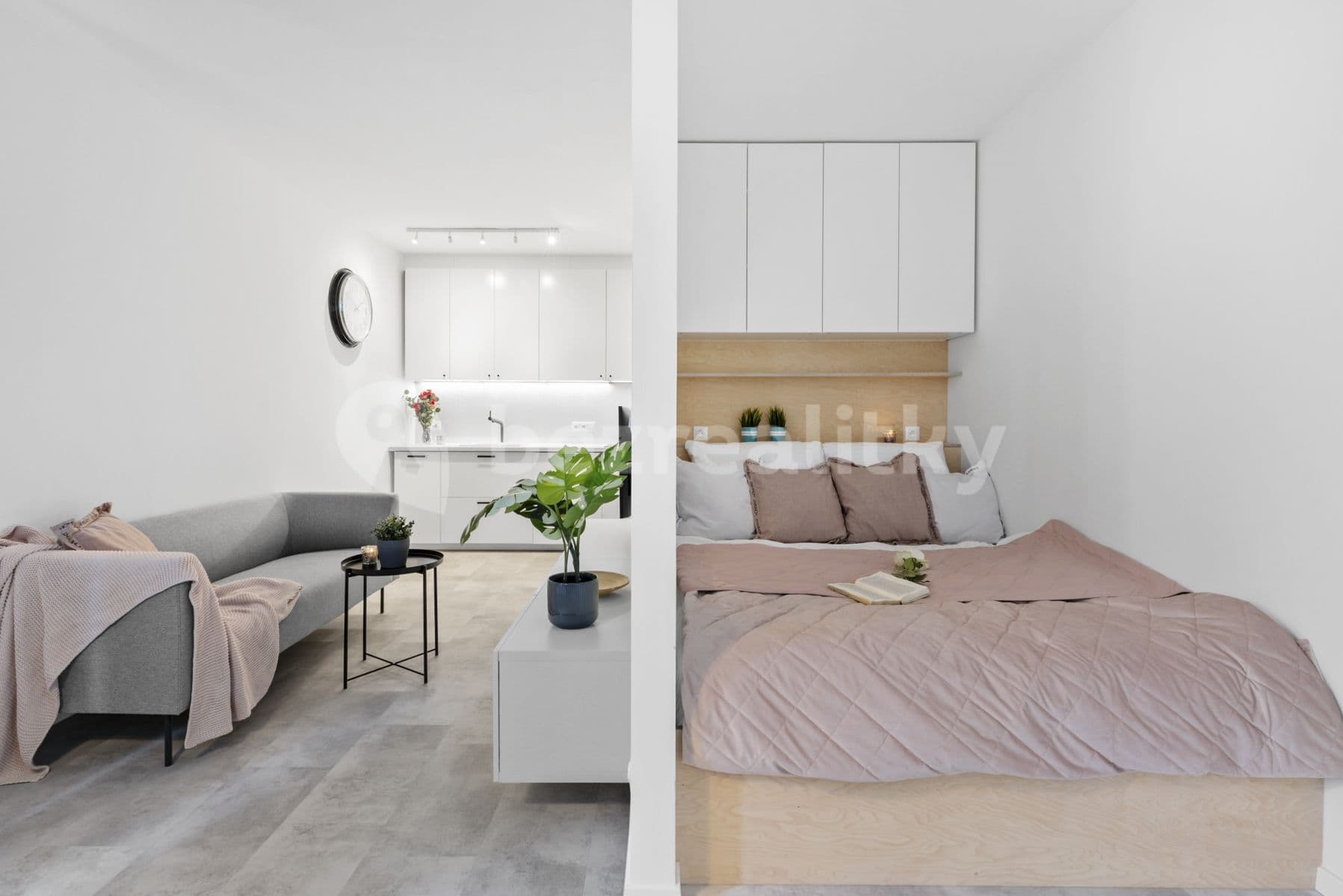 Prenájom bytu 2-izbový 43 m², Jeřabinová, Praha, Praha Prenájom bytu 2-izbový 43 m², Jeřabinová, Praha, Praha