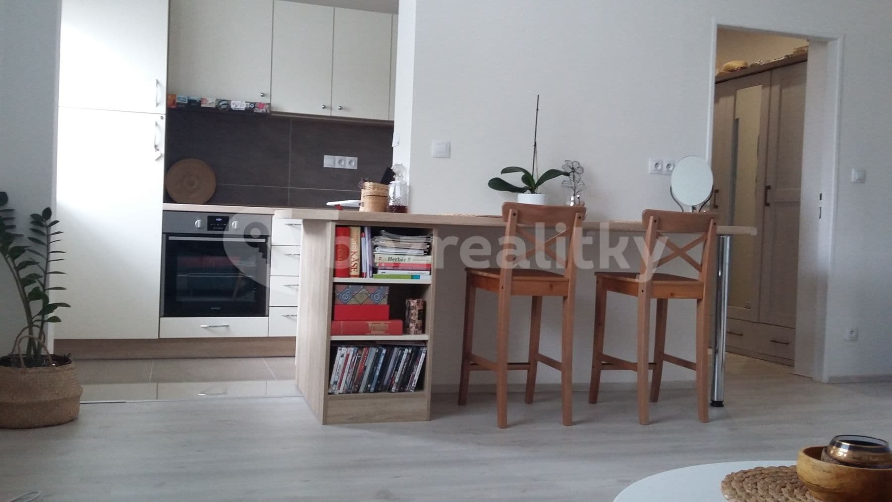 Prenájom bytu 1-izbový 40 m², V Hlinkách, Beroun, Středočeský kraj Prenájom bytu 1-izbový 40 m², V Hlinkách, Beroun, Středočeský kraj