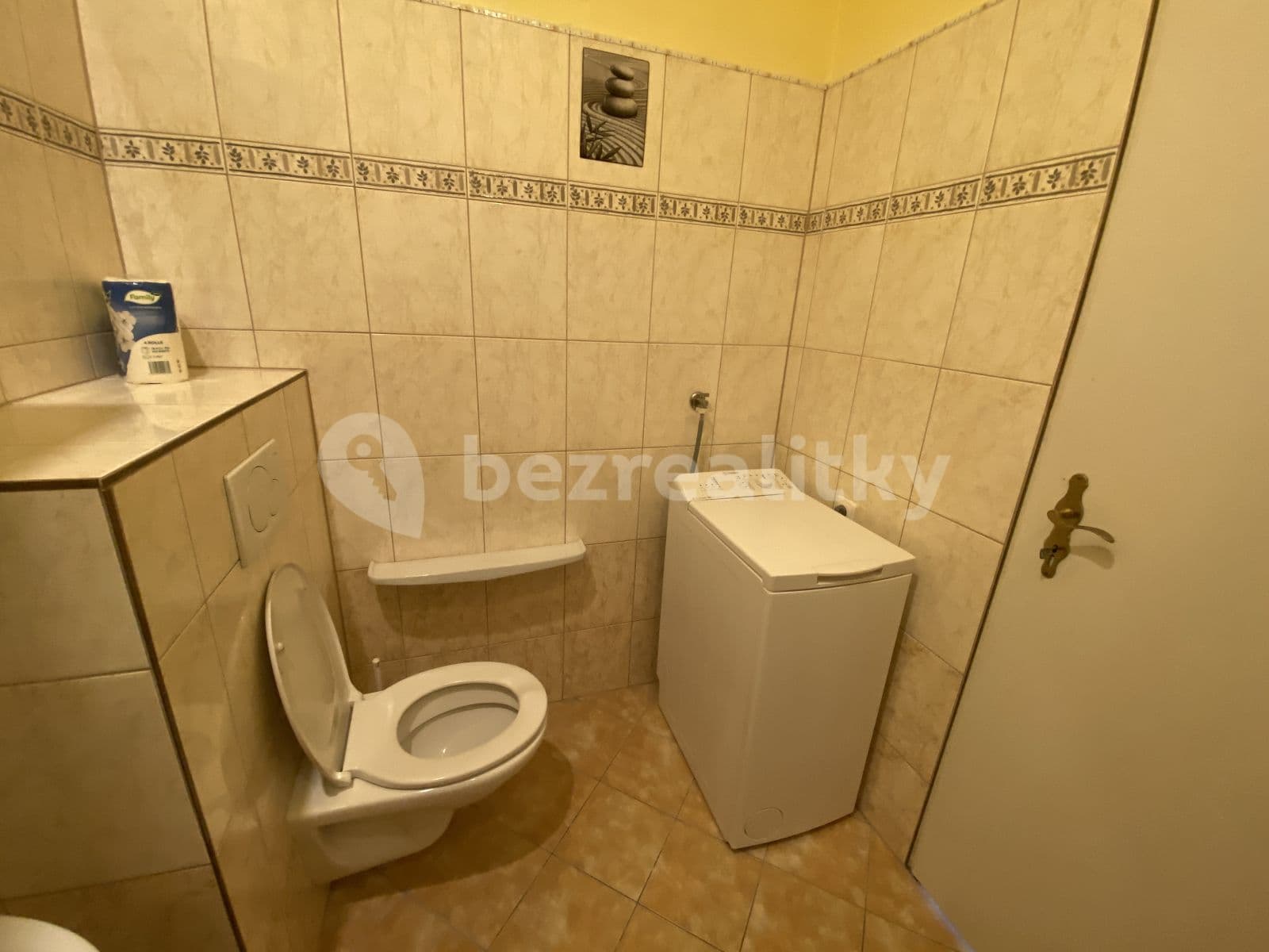 Prenájom bytu Garsoniéra 22 m², Růžový palouček, Ústí nad Labem, Ústecký kraj Prenájom bytu Garsoniéra 22 m², Růžový palouček, Ústí nad Labem, Ústecký kraj