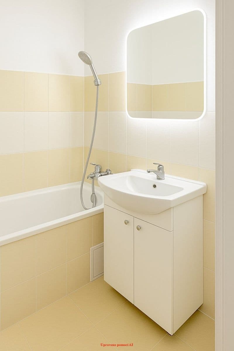 Prenájom bytu 3-izbový 78 m², Bruzovská, Frýdek-Místek, Moravskoslezský kraj Prenájom bytu 3-izbový 78 m², Bruzovská, Frýdek-Místek, Moravskoslezský kraj