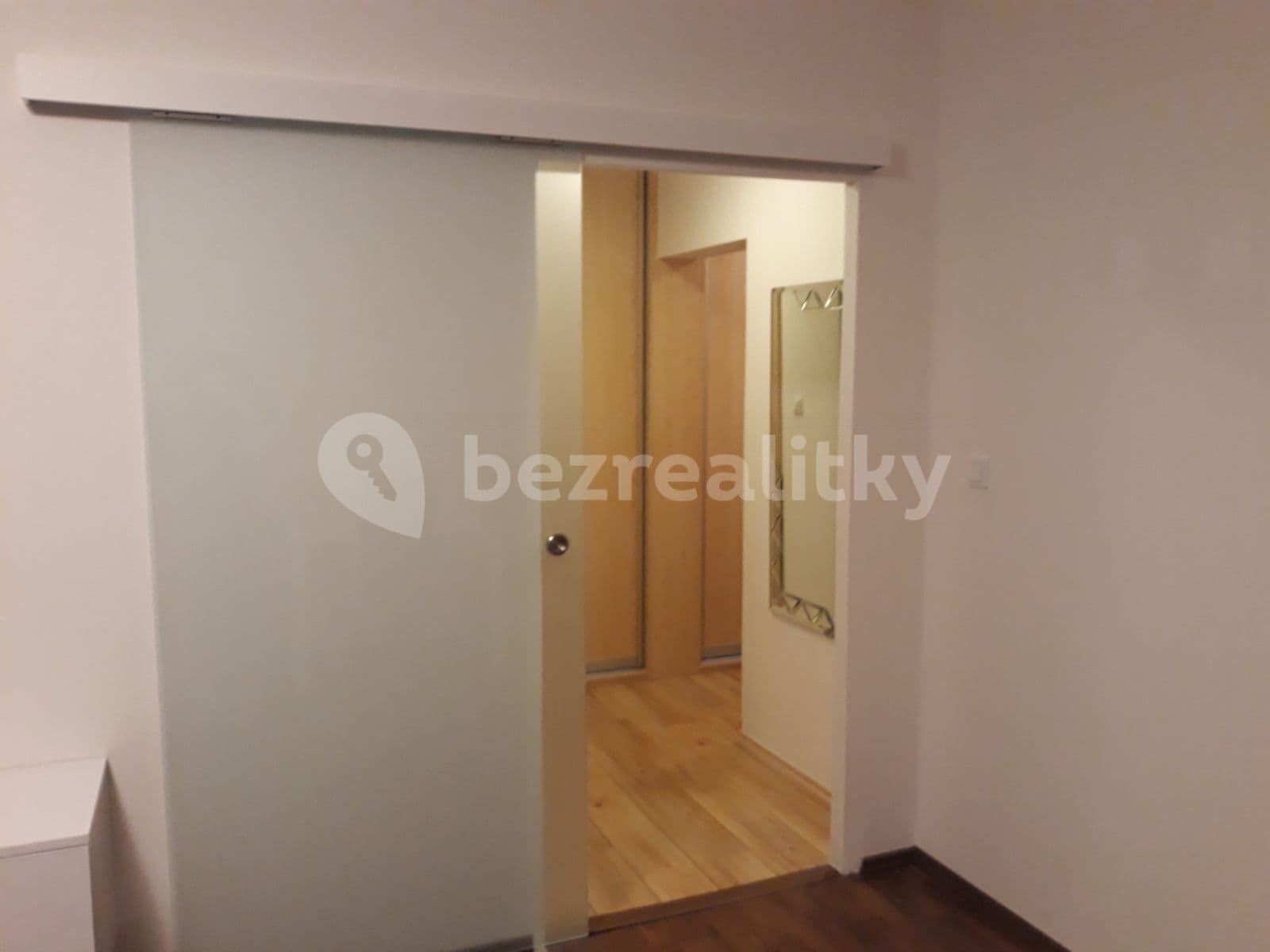 Prenájom bytu 2-izbový 42 m², Ciolkovského, Praha, Praha Prenájom bytu 2-izbový 42 m², Ciolkovského, Praha, Praha