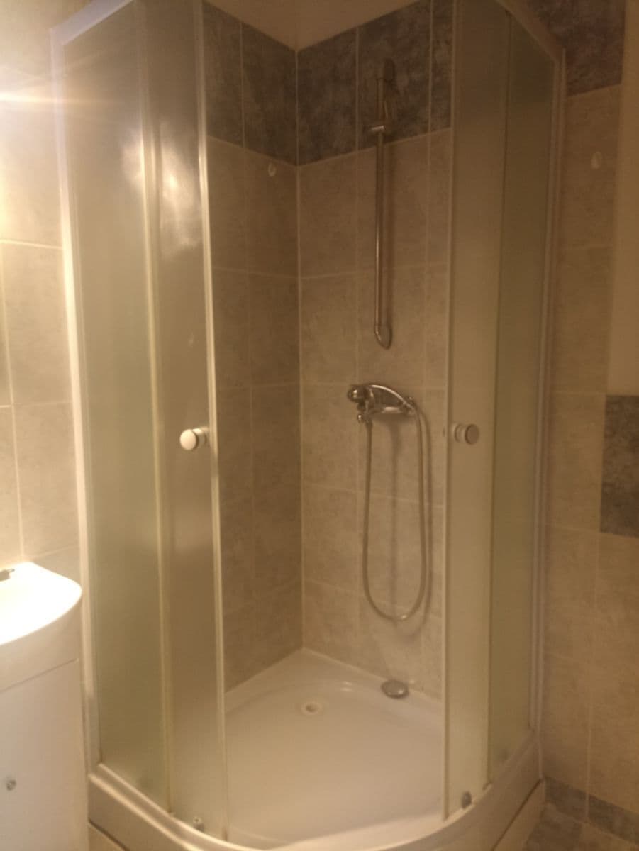 Prenájom bytu 1-izbový 34 m², Záryby, Středočeský kraj Prenájom bytu 1-izbový 34 m², Záryby, Středočeský kraj