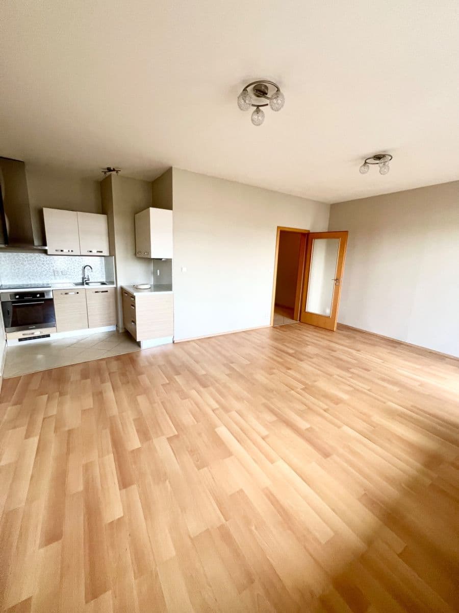 Predaj bytu 1-izbový 38 m², Nademlejnská, Praha, Praha Predaj bytu 1-izbový 38 m², Nademlejnská, Praha, Praha