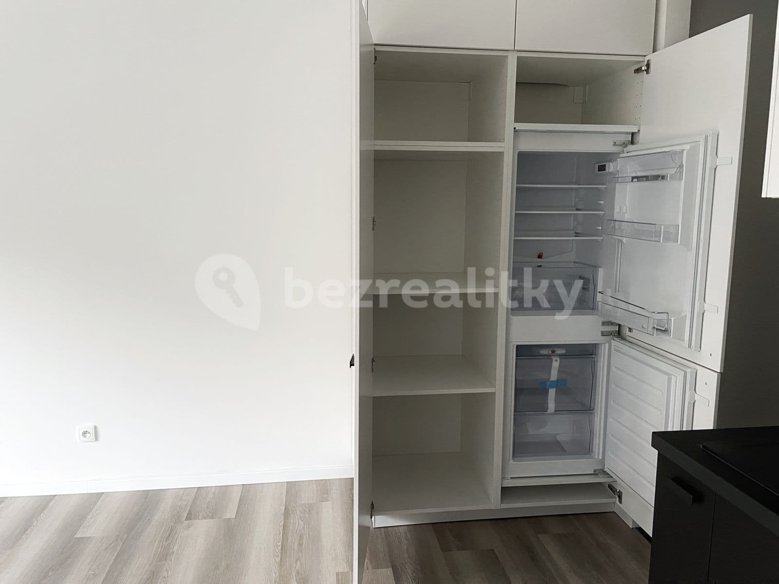 Prenájom bytu Garsoniéra 29 m², U Družstva Ideál, Praha, Praha Prenájom bytu Garsoniéra 29 m², U Družstva Ideál, Praha, Praha