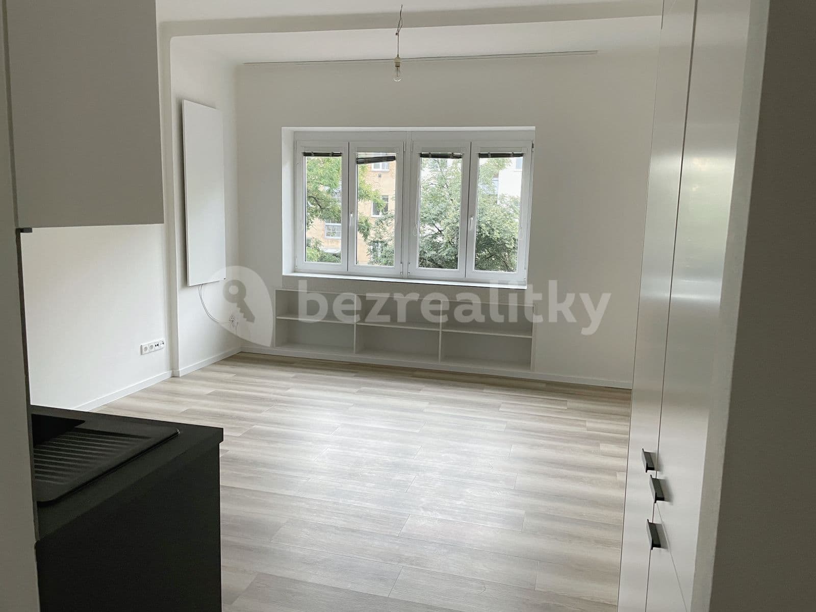 Prenájom bytu Garsoniéra 29 m², U Družstva Ideál, Praha, Praha Prenájom bytu Garsoniéra 29 m², U Družstva Ideál, Praha, Praha