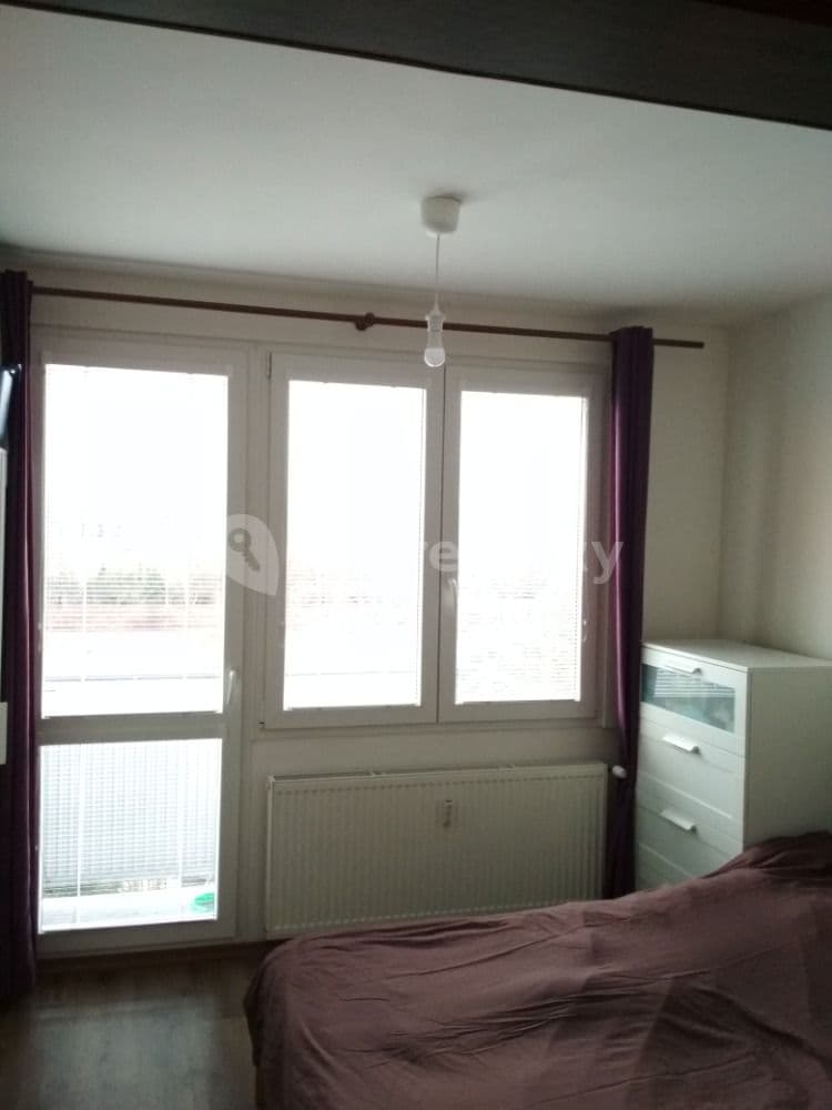 Prenájom bytu 2-izbový 44 m², Papírenská, České Budějovice, Jihočeský kraj Prenájom bytu 2-izbový 44 m², Papírenská, České Budějovice, Jihočeský kraj