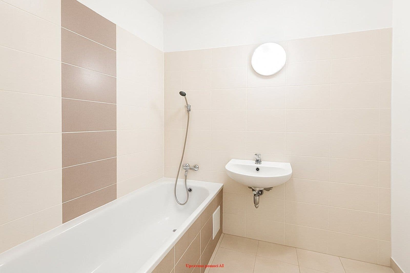 Prenájom bytu 4-izbový 85 m², Obránců míru, Havířov, Moravskoslezský kraj Prenájom bytu 4-izbový 85 m², Obránců míru, Havířov, Moravskoslezský kraj