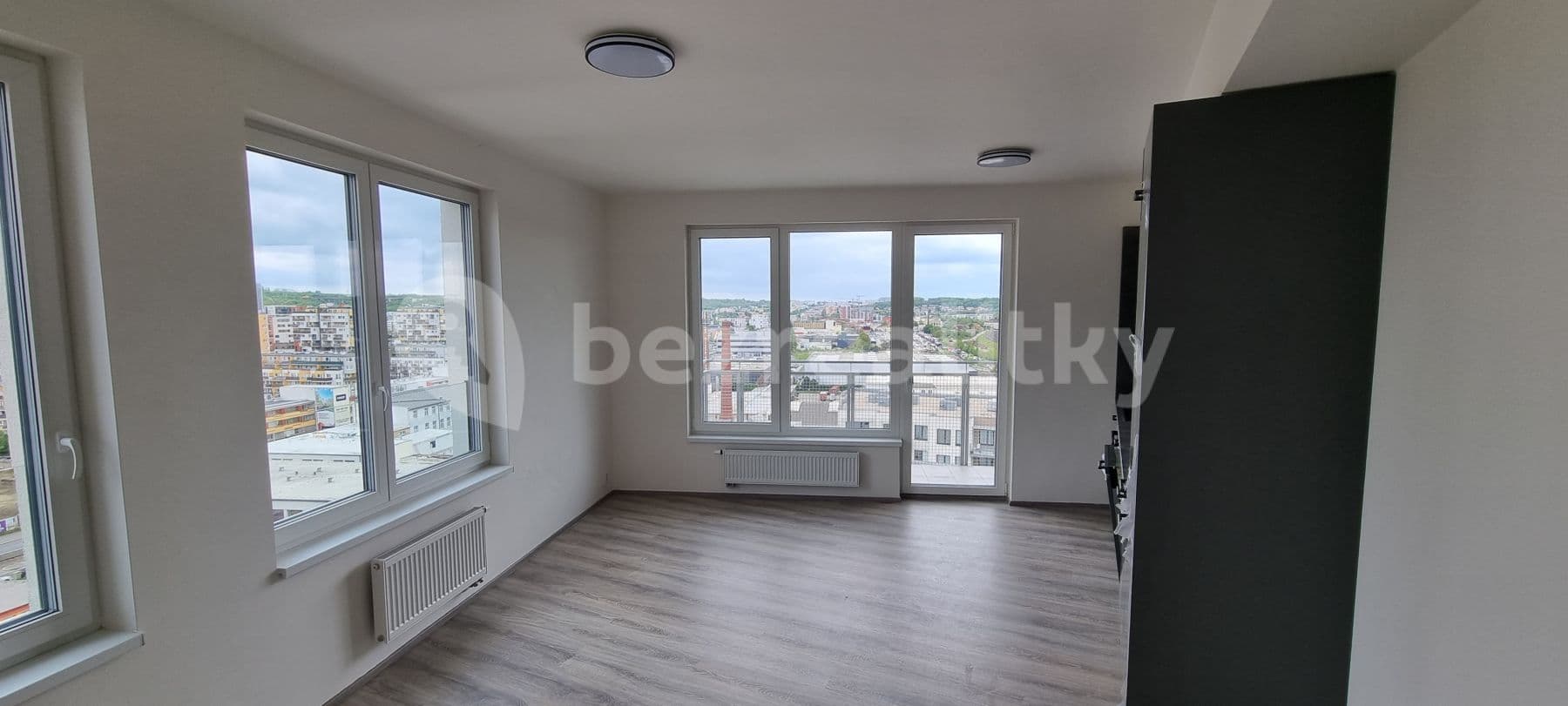 Prenájom bytu 2-izbový 72 m², Čerpadlová, Praha, Praha Prenájom bytu 2-izbový 72 m², Čerpadlová, Praha, Praha