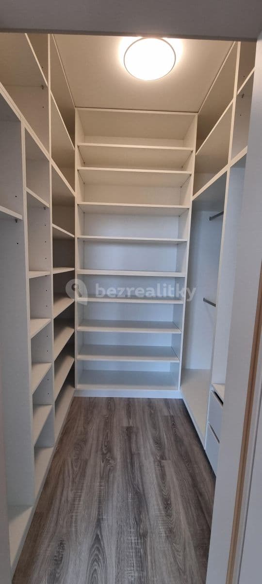 Prenájom bytu 2-izbový 72 m², Čerpadlová, Praha, Praha Prenájom bytu 2-izbový 72 m², Čerpadlová, Praha, Praha