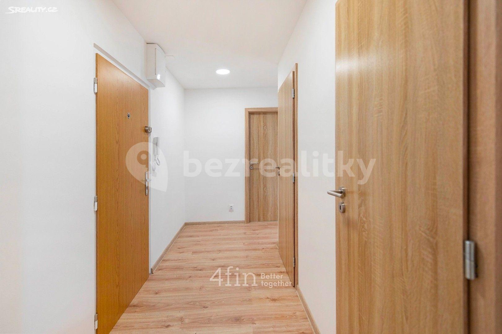 Predaj bytu 3-izbový 56 m², Praha, Praha