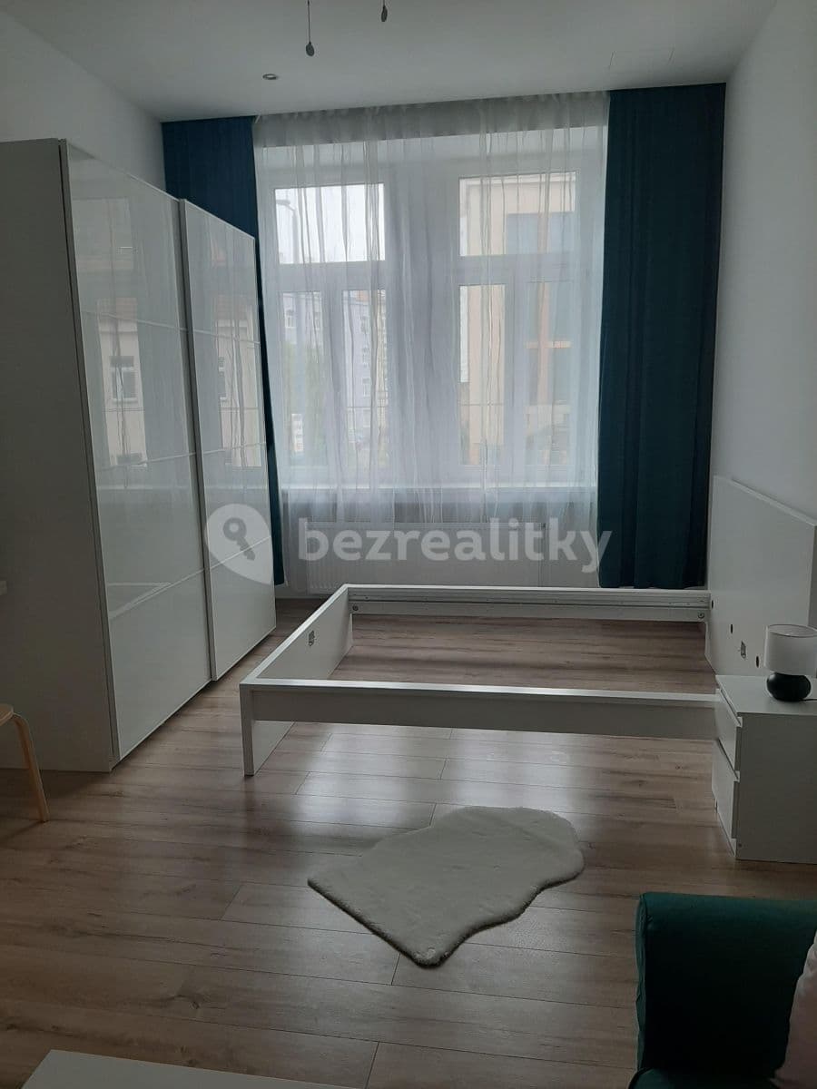 Prenájom bytu 1-izbový 35 m², Nuselská, Praha, Praha Prenájom bytu 1-izbový 35 m², Nuselská, Praha, Praha
