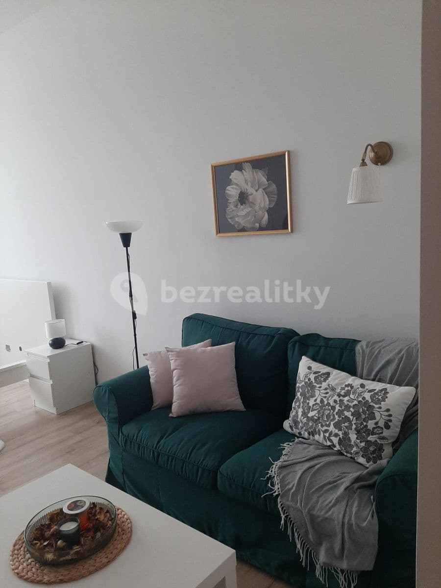 Prenájom bytu 1-izbový 35 m², Nuselská, Praha, Praha Prenájom bytu 1-izbový 35 m², Nuselská, Praha, Praha