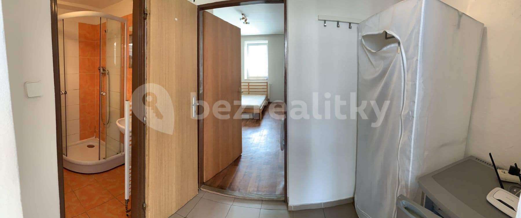 Prenájom bytu 1-izbový 20 m², Praha, Praha Prenájom bytu 1-izbový 20 m², Praha, Praha