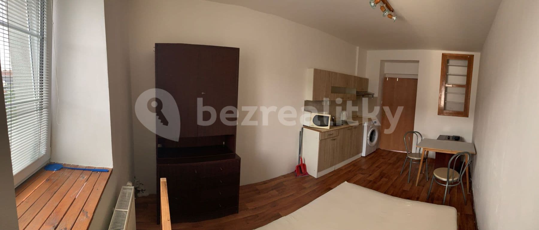 Prenájom bytu 1-izbový 20 m², Praha, Praha Prenájom bytu 1-izbový 20 m², Praha, Praha
