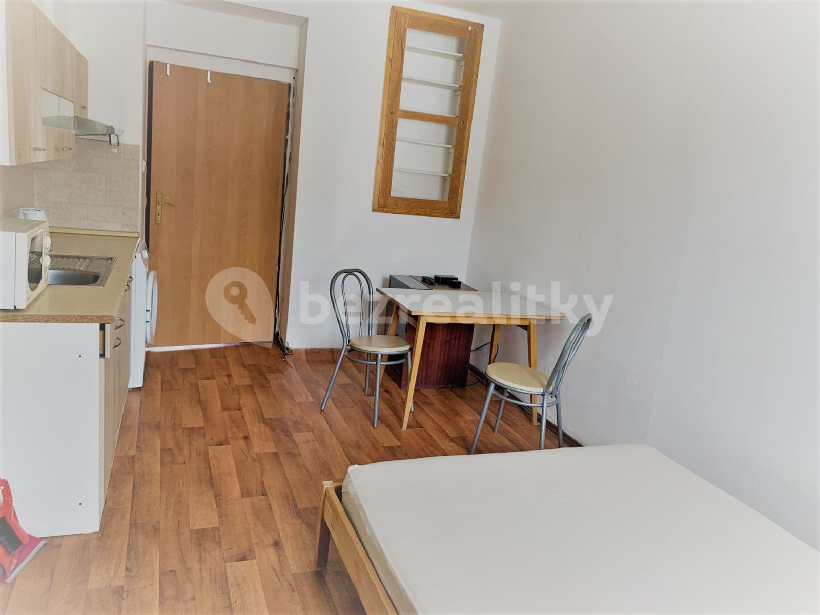 Prenájom bytu 1-izbový 20 m², Praha, Praha Prenájom bytu 1-izbový 20 m², Praha, Praha