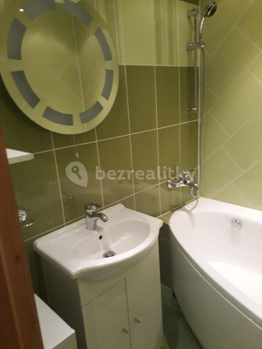 Prenájom bytu 3-izbový 81 m², Šalounova, Praha, Praha Prenájom bytu 3-izbový 81 m², Šalounova, Praha, Praha