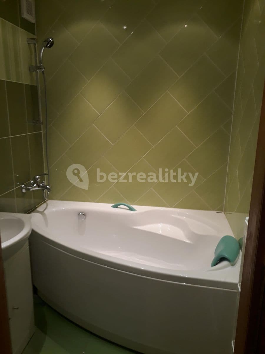 Prenájom bytu 3-izbový 81 m², Šalounova, Praha, Praha Prenájom bytu 3-izbový 81 m², Šalounova, Praha, Praha