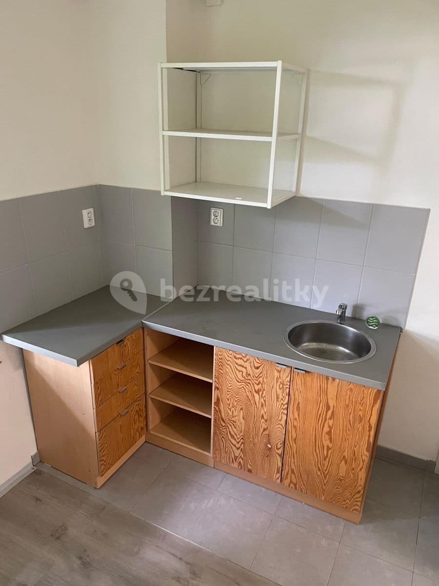 Prenájom bytu 1-izbový 25 m², Nový Zlíchov, Praha, Praha Prenájom bytu 1-izbový 25 m², Nový Zlíchov, Praha, Praha