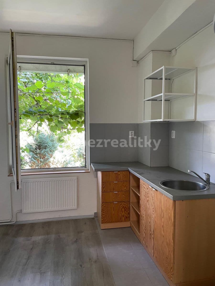 Prenájom bytu 1-izbový 25 m², Nový Zlíchov, Praha, Praha Prenájom bytu 1-izbový 25 m², Nový Zlíchov, Praha, Praha
