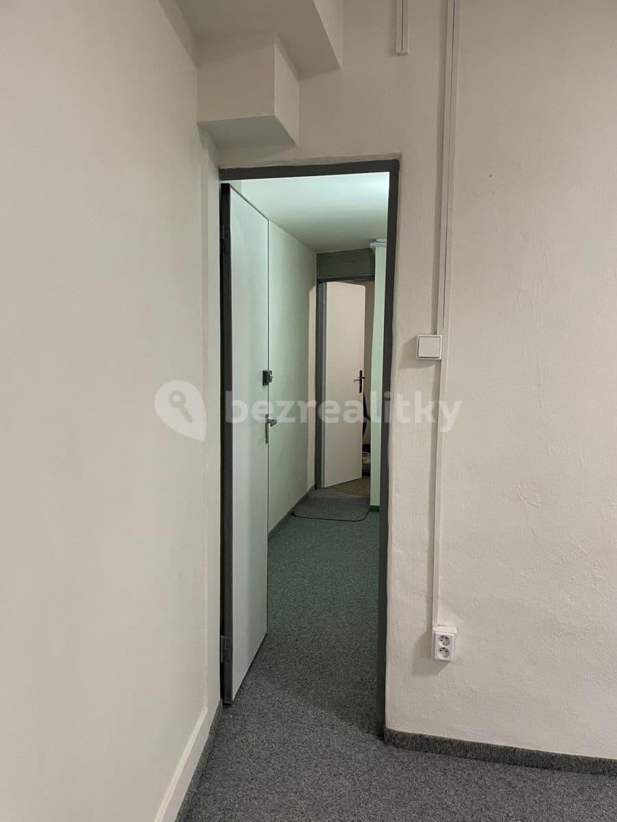 Prenájom bytu 1-izbový 25 m², Nový Zlíchov, Praha, Praha Prenájom bytu 1-izbový 25 m², Nový Zlíchov, Praha, Praha