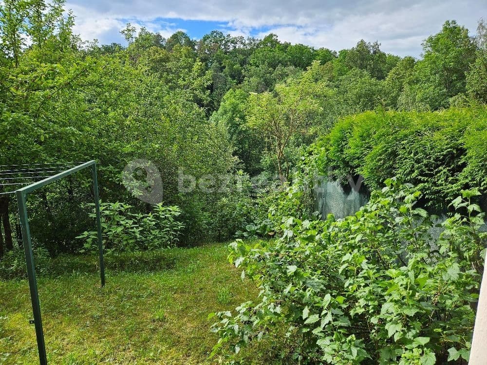 Prenájom bytu 1-izbový 40 m², Tismenická, Tábor, Jihočeský kraj Prenájom bytu 1-izbový 40 m², Tismenická, Tábor, Jihočeský kraj