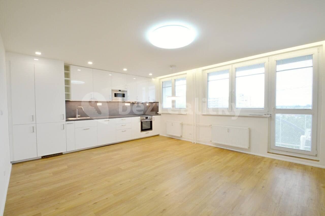 Prenájom bytu 3-izbový 80 m², Jiránkova, Praha, Praha Prenájom bytu 3-izbový 80 m², Jiránkova, Praha, Praha