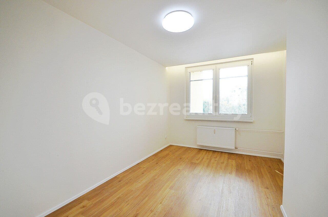 Prenájom bytu 3-izbový 80 m², Jiránkova, Praha, Praha Prenájom bytu 3-izbový 80 m², Jiránkova, Praha, Praha