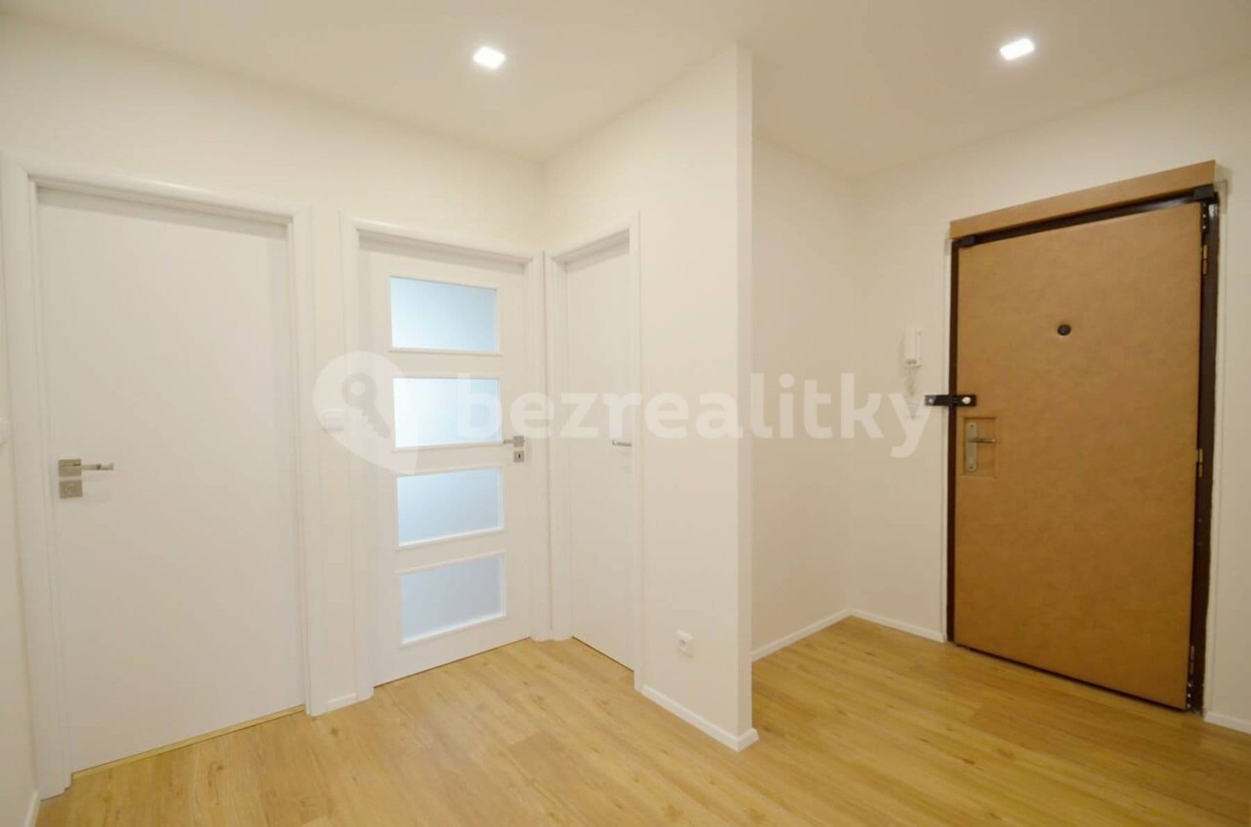 Prenájom bytu 3-izbový 80 m², Jiránkova, Praha, Praha Prenájom bytu 3-izbový 80 m², Jiránkova, Praha, Praha