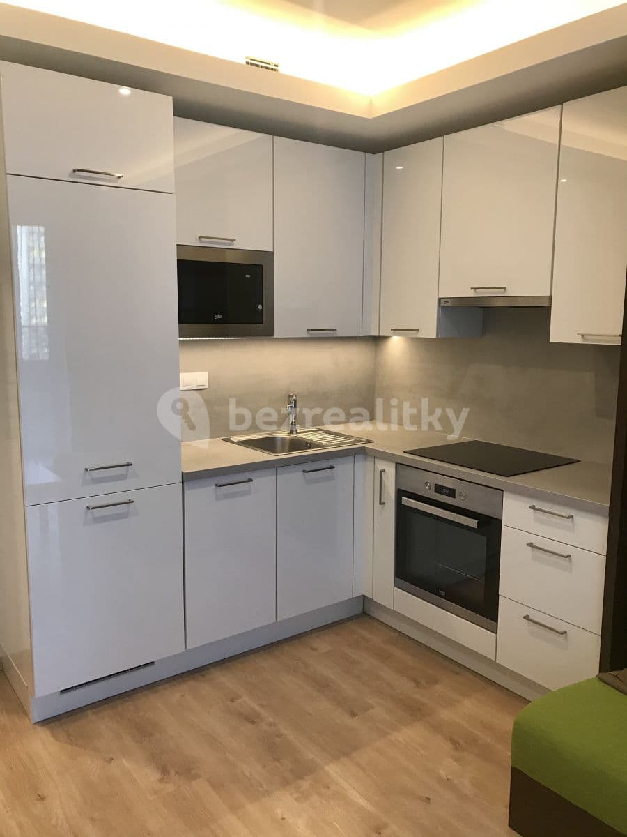 Prenájom bytu 1-izbový 26 m², Mukařovského, Praha, Praha Prenájom bytu 1-izbový 26 m², Mukařovského, Praha, Praha