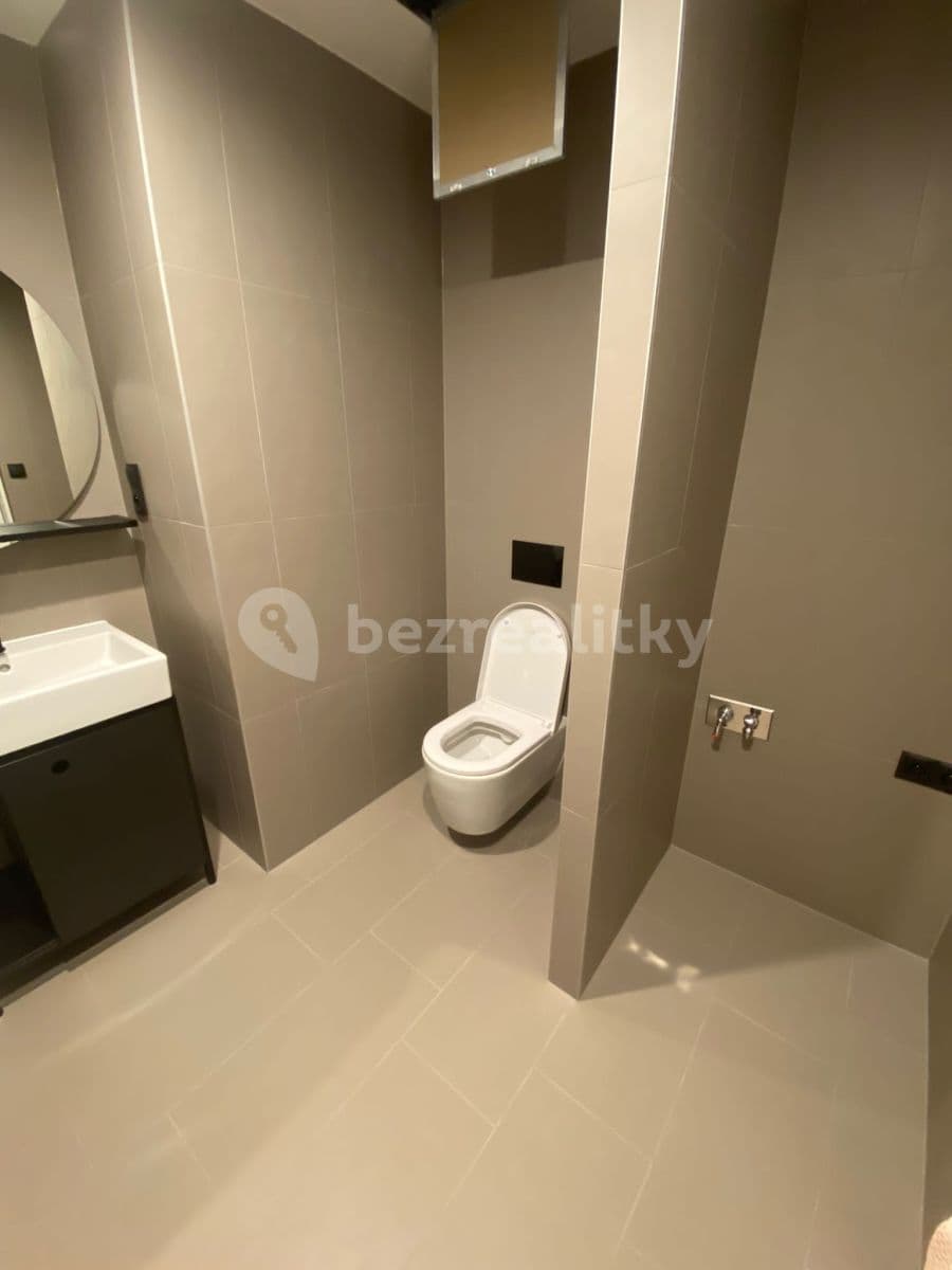 Prenájom bytu 2-izbový 56 m², Ramonova, Praha, Praha Prenájom bytu 2-izbový 56 m², Ramonova, Praha, Praha