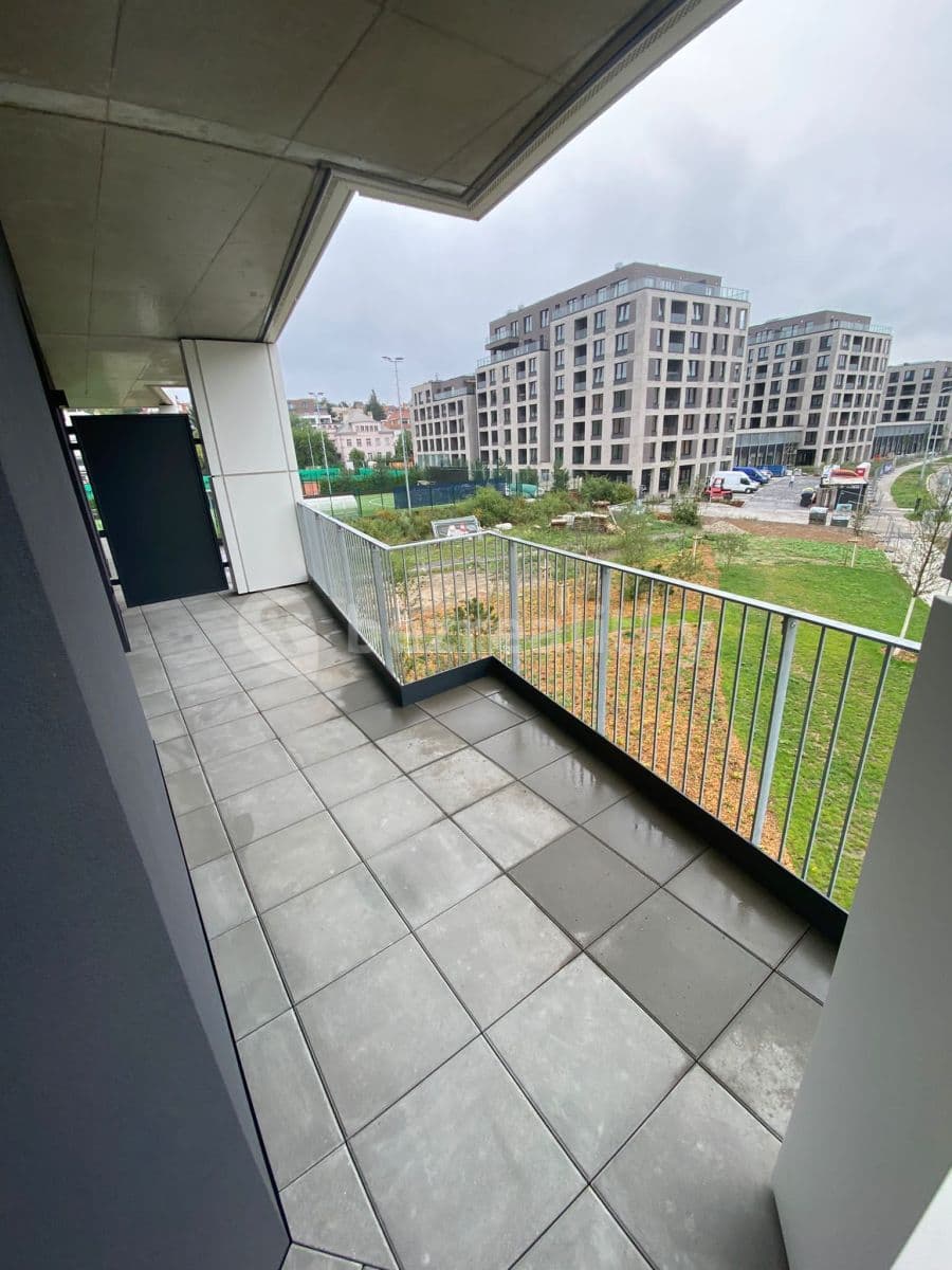 Prenájom bytu 2-izbový 56 m², Ramonova, Praha, Praha Prenájom bytu 2-izbový 56 m², Ramonova, Praha, Praha