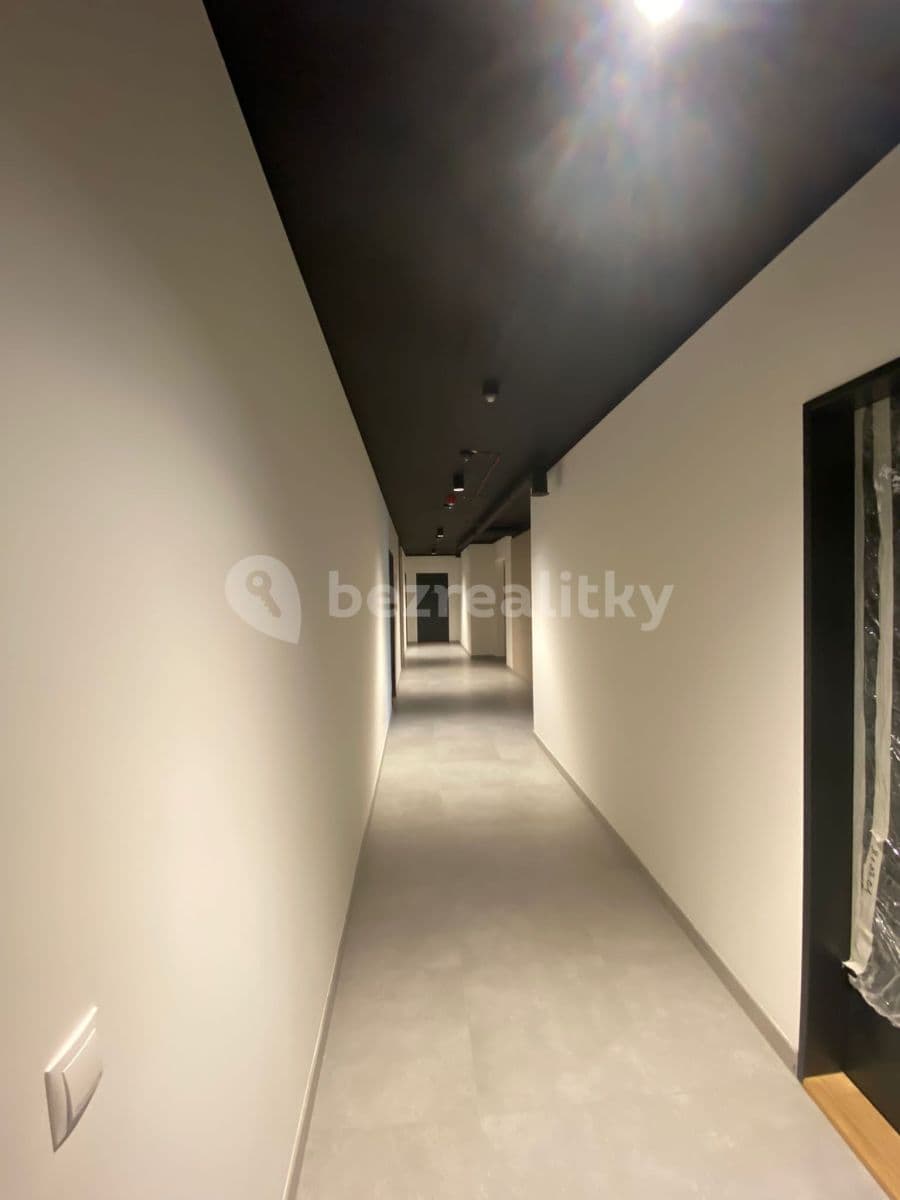 Prenájom bytu 2-izbový 56 m², Ramonova, Praha, Praha Prenájom bytu 2-izbový 56 m², Ramonova, Praha, Praha