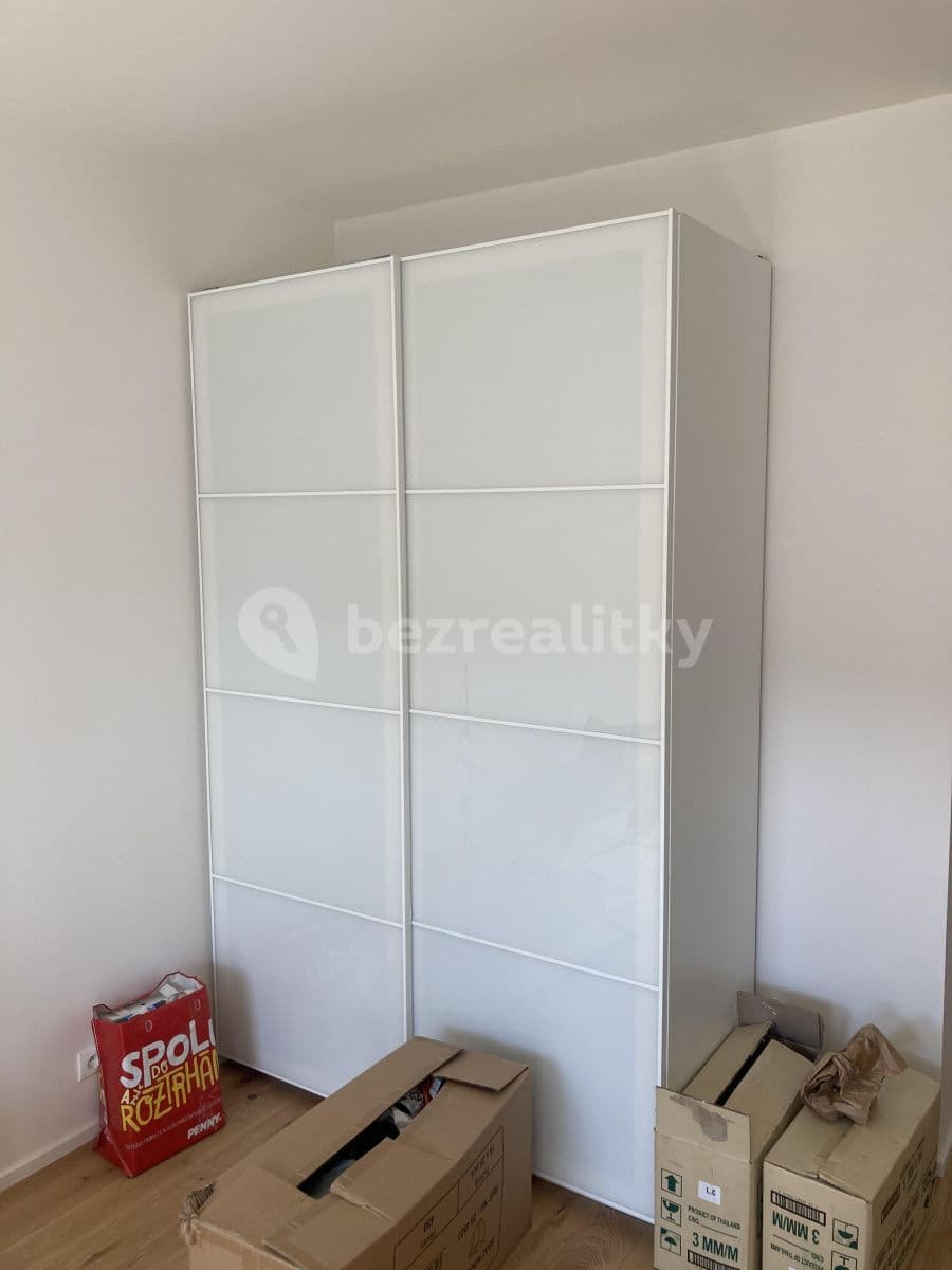 Prenájom bytu 2-izbový 56 m², Ramonova, Praha, Praha Prenájom bytu 2-izbový 56 m², Ramonova, Praha, Praha