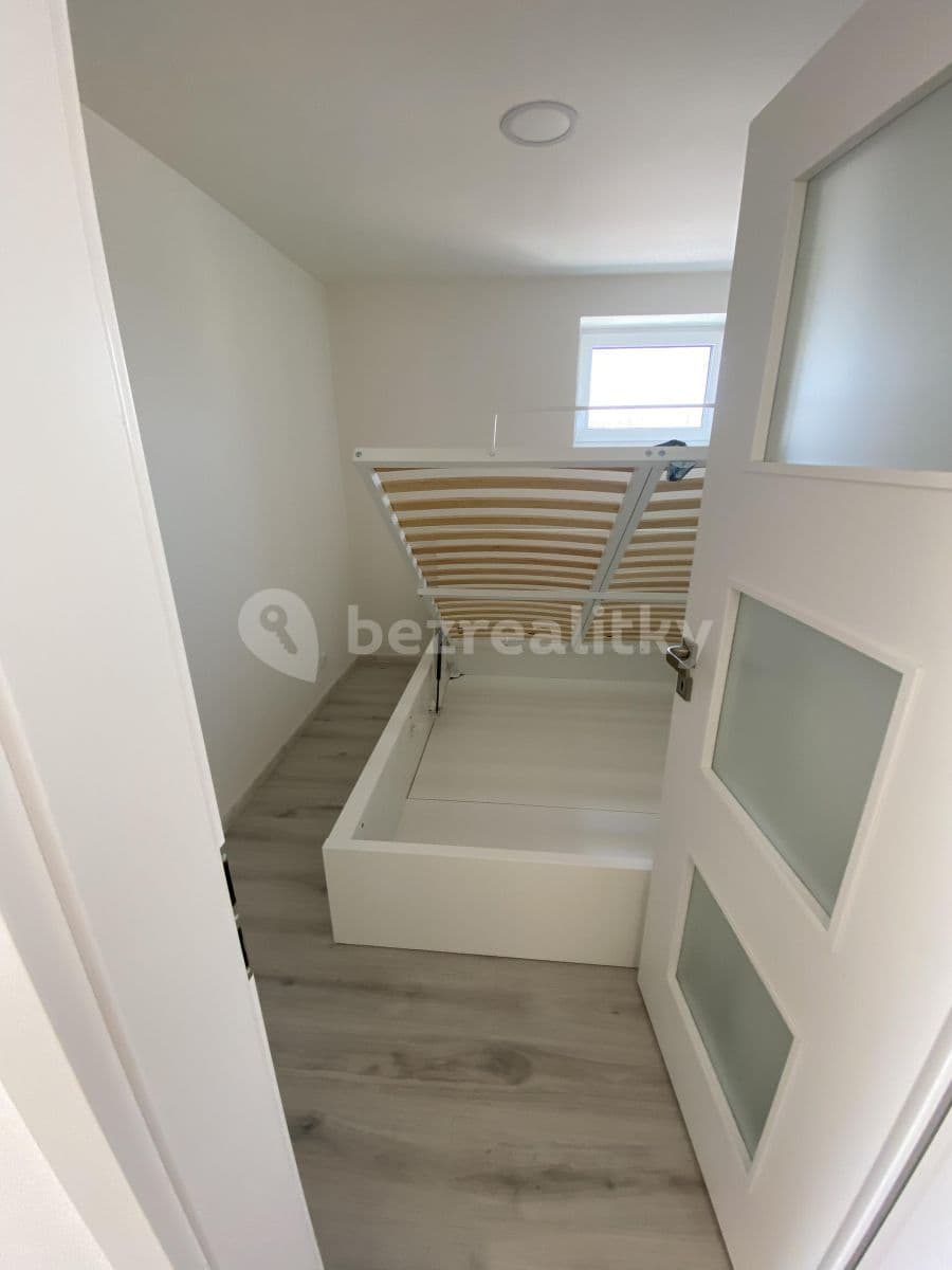 Prenájom bytu 2-izbový 59 m², Důl Libušín, Libušín, Středočeský kraj Prenájom bytu 2-izbový 59 m², Důl Libušín, Libušín, Středočeský kraj