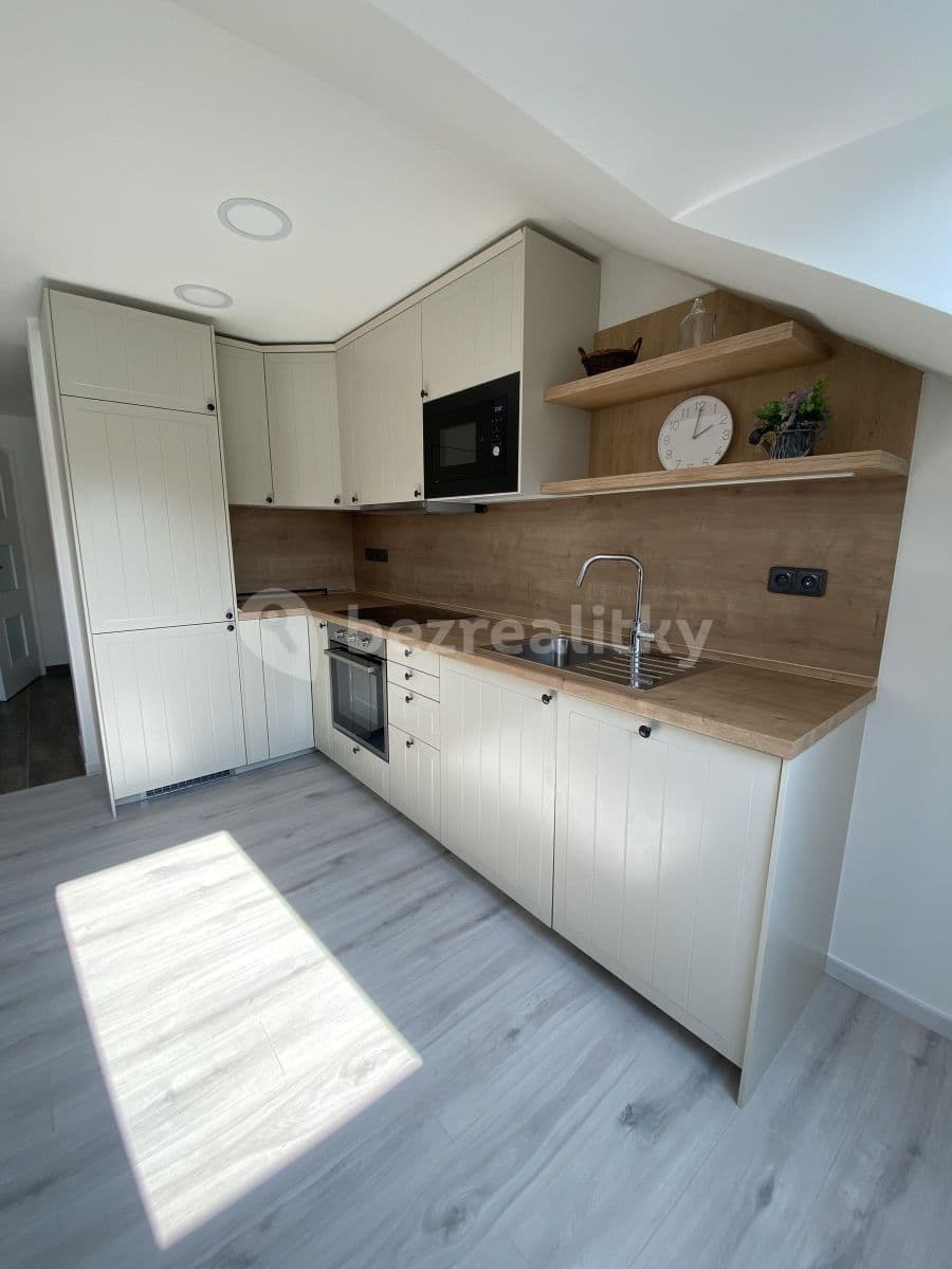 Prenájom bytu 2-izbový 59 m², Důl Libušín, Libušín, Středočeský kraj Prenájom bytu 2-izbový 59 m², Důl Libušín, Libušín, Středočeský kraj