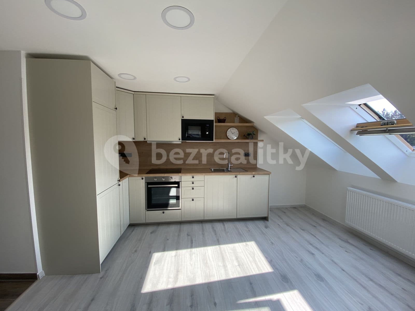 Prenájom bytu 2-izbový 59 m², Důl Libušín, Libušín, Středočeský kraj Prenájom bytu 2-izbový 59 m², Důl Libušín, Libušín, Středočeský kraj