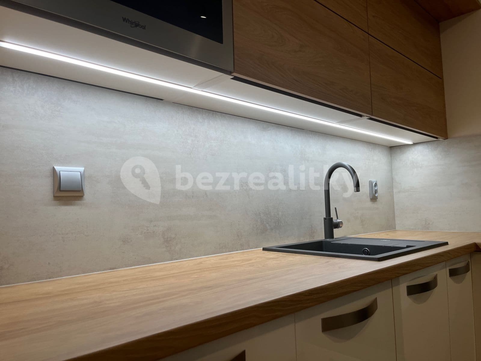 Prenájom bytu 1-izbový 42 m², Vorařská, Praha, Praha Prenájom bytu 1-izbový 42 m², Vorařská, Praha, Praha