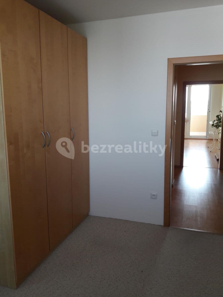 Prenájom bytu 3-izbový 68 m², Březinova, Kolín, Středočeský kraj Prenájom bytu 3-izbový 68 m², Březinova, Kolín, Středočeský kraj