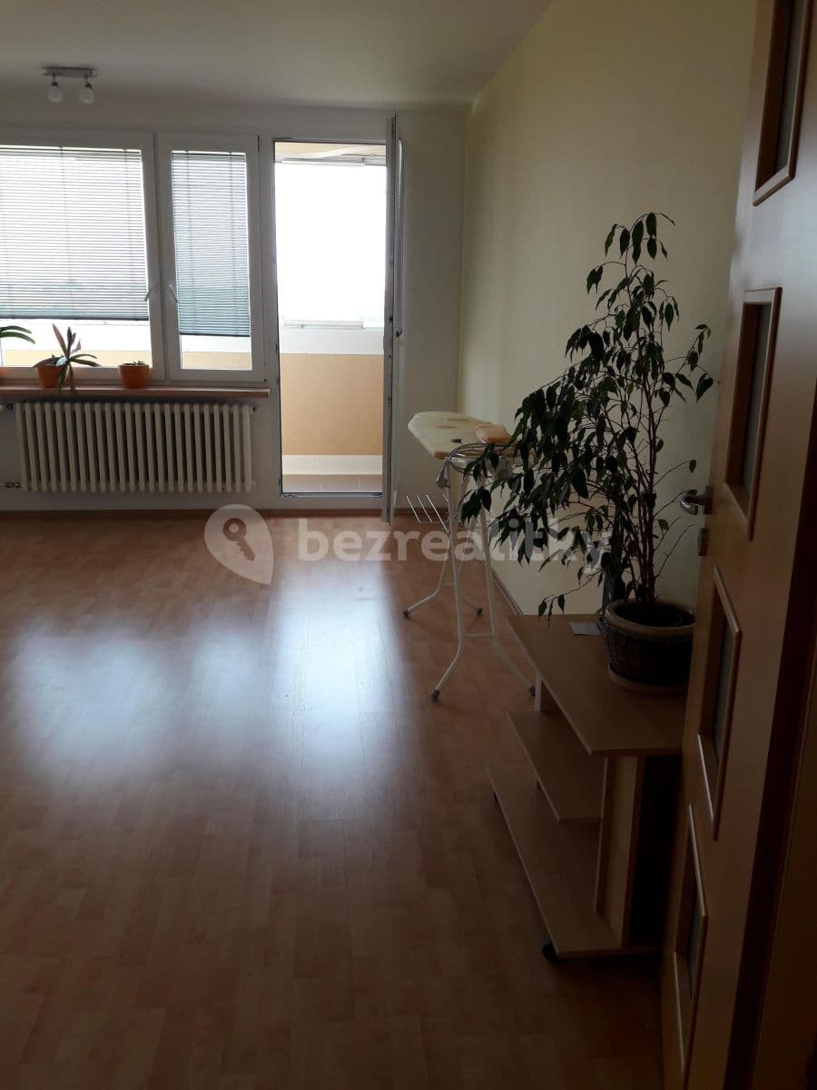 Prenájom bytu 3-izbový 68 m², Březinova, Kolín, Středočeský kraj Prenájom bytu 3-izbový 68 m², Březinova, Kolín, Středočeský kraj