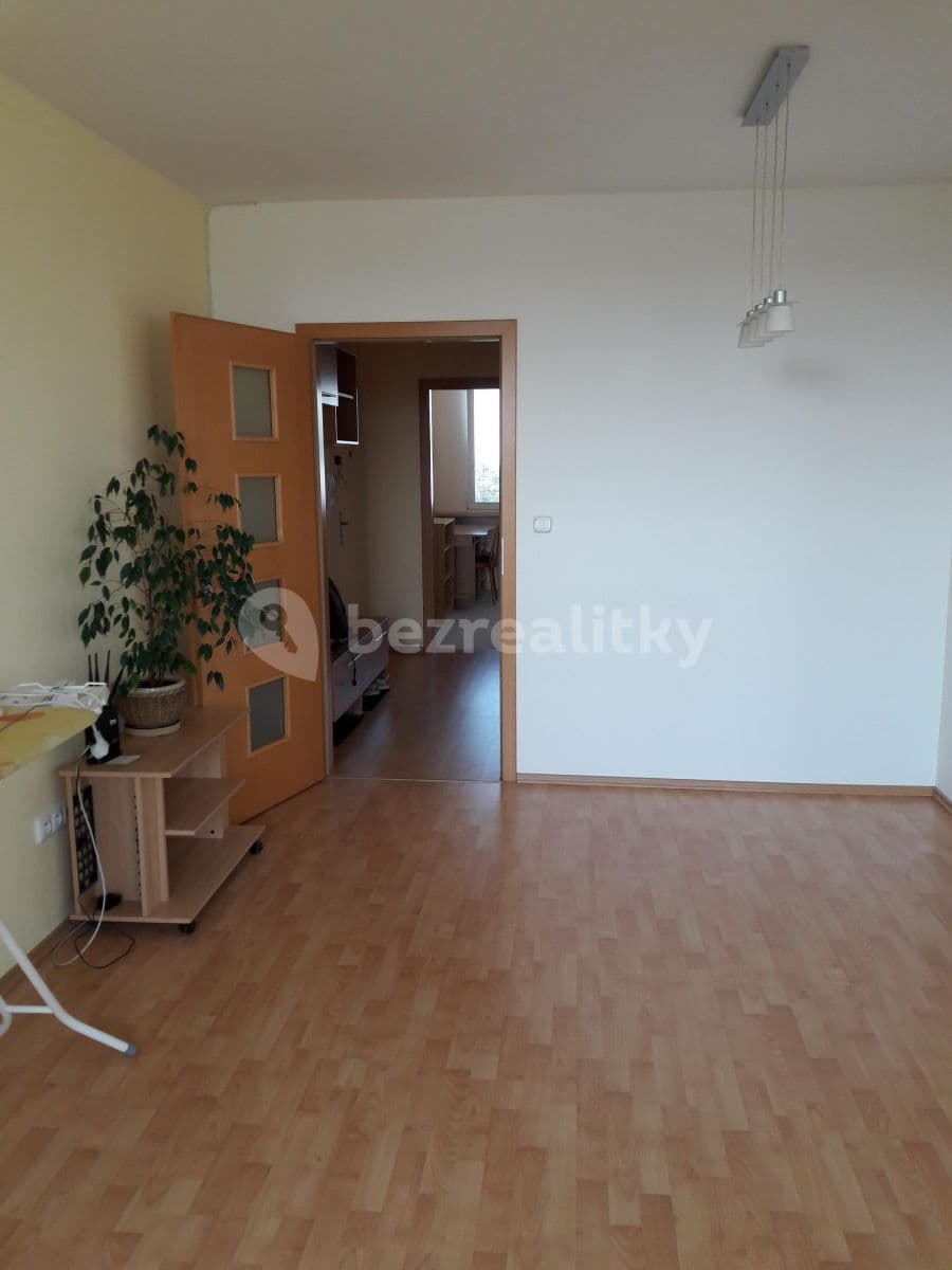 Prenájom bytu 3-izbový 68 m², Březinova, Kolín, Středočeský kraj Prenájom bytu 3-izbový 68 m², Březinova, Kolín, Středočeský kraj