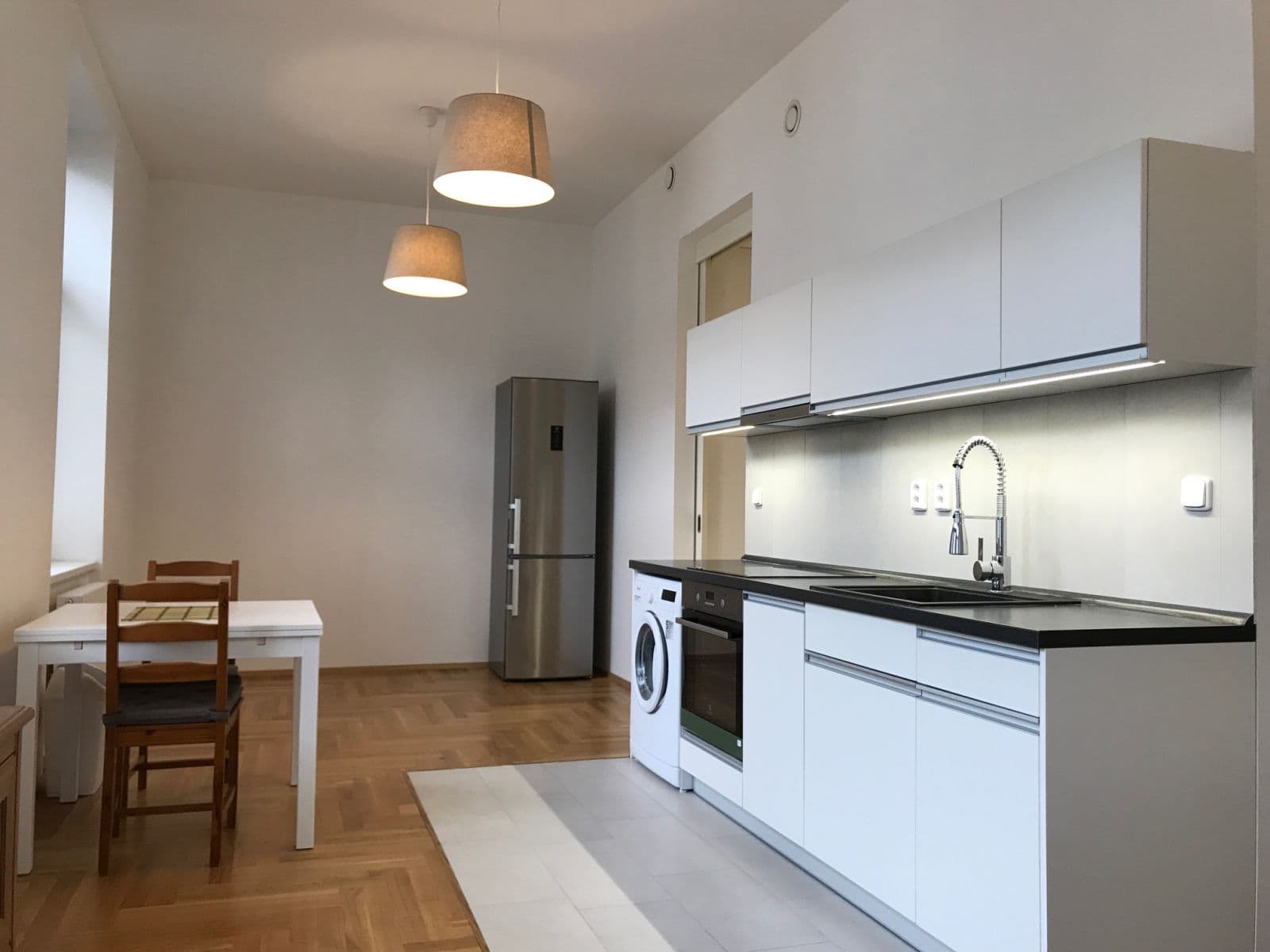 Prenájom bytu 1-izbový 34 m², Olomouc, Olomoucký kraj Prenájom bytu 1-izbový 34 m², Olomouc, Olomoucký kraj