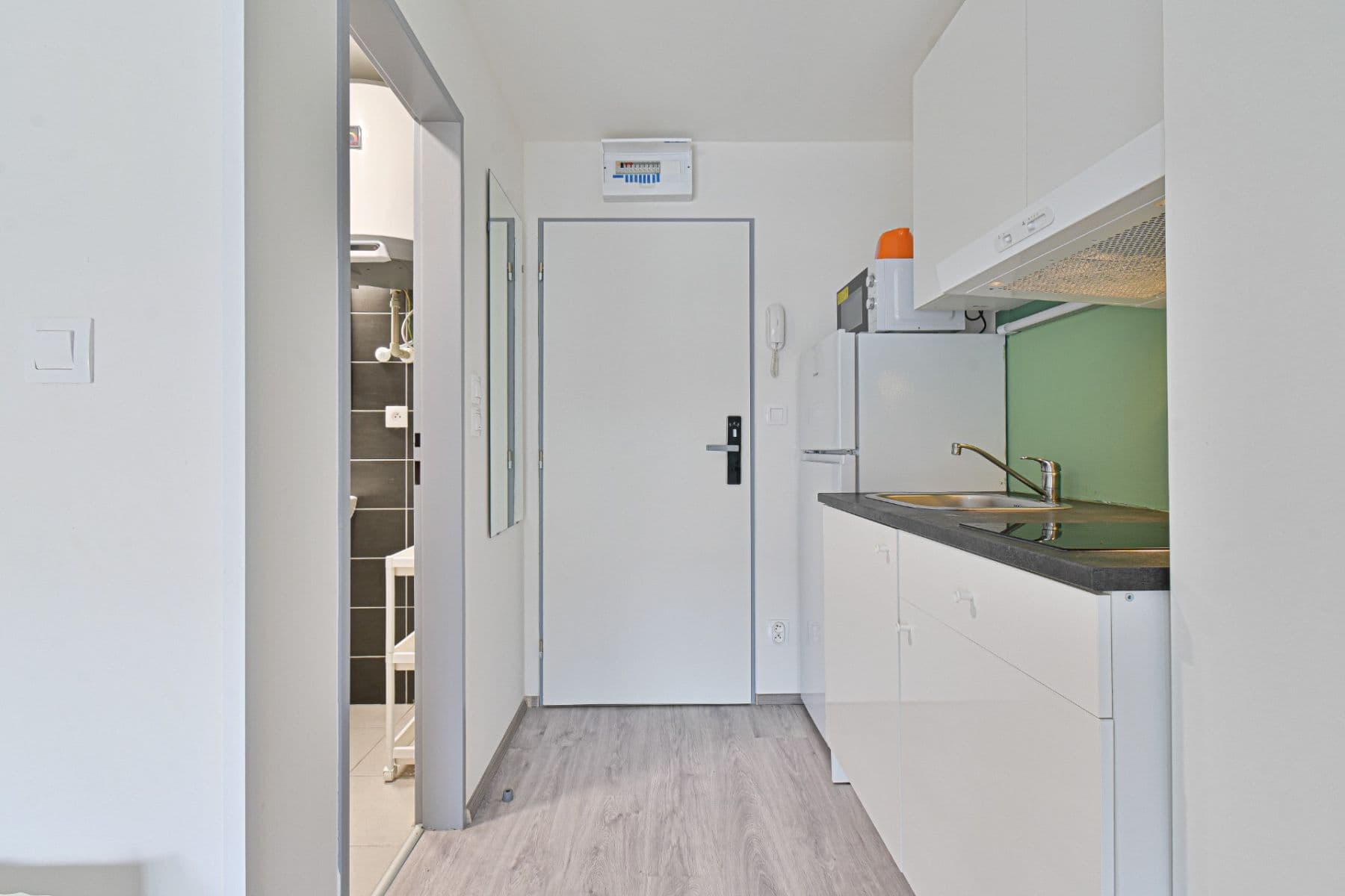 Prenájom bytu 1-izbový 16 m², Hybešova, Brno, Jihomoravský kraj Prenájom bytu 1-izbový 16 m², Hybešova, Brno, Jihomoravský kraj