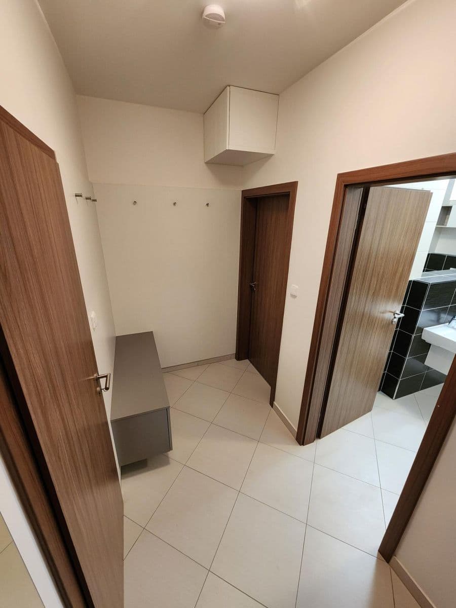 Prenájom bytu 2-izbový 53 m², Klementova, Praha, Praha Prenájom bytu 2-izbový 53 m², Klementova, Praha, Praha