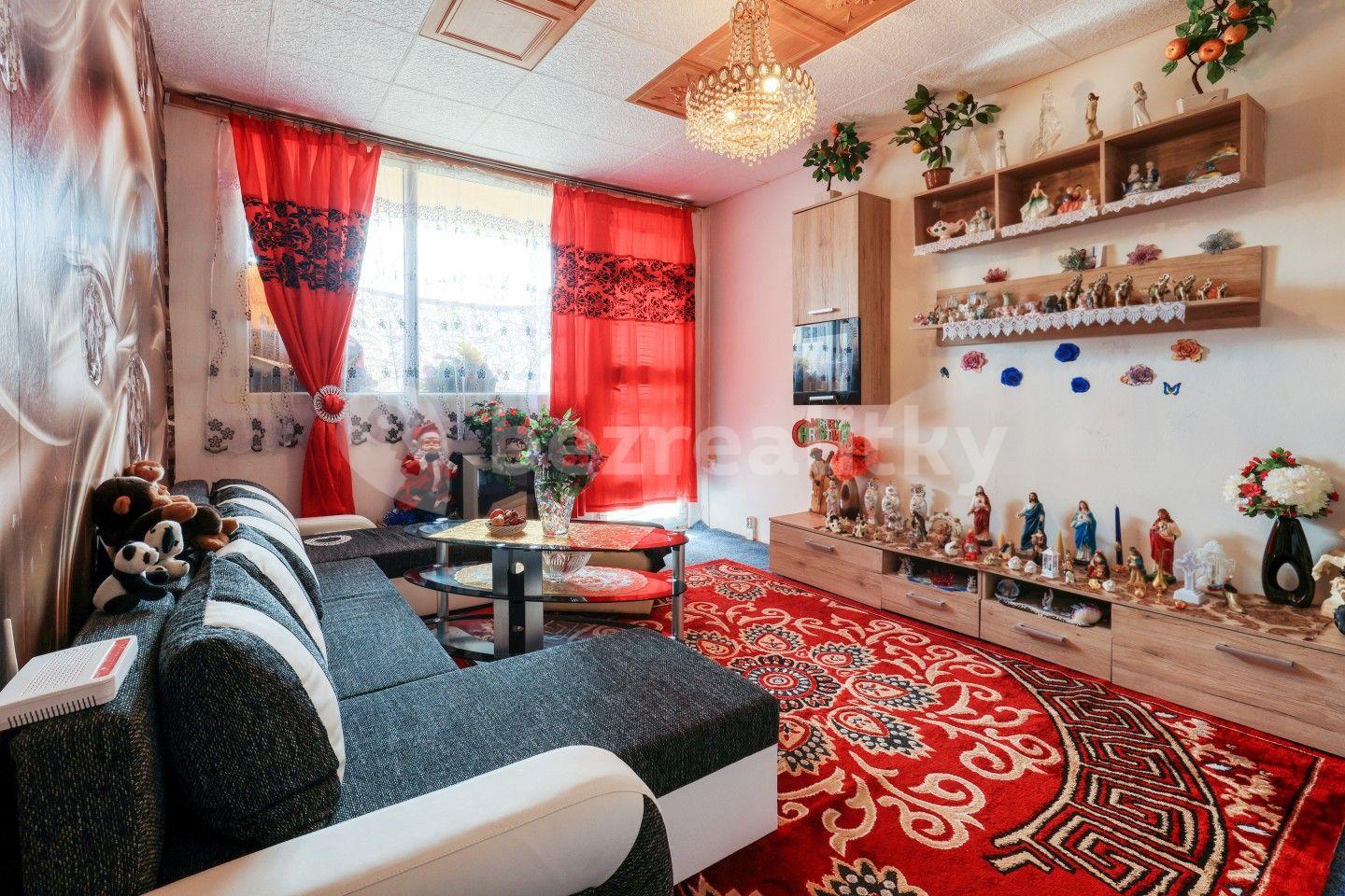 Predaj bytu 4-izbový 79 m², Rovná, Karlovarský kraj