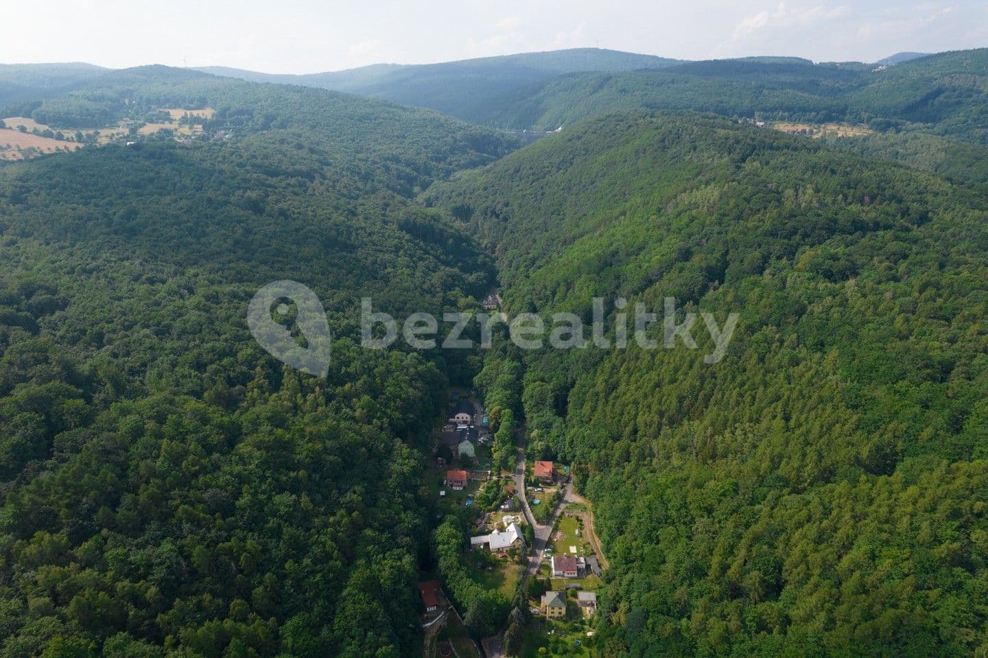 Predaj pozemku 1.134 m², Hornická, Litvínov, Ústecký kraj