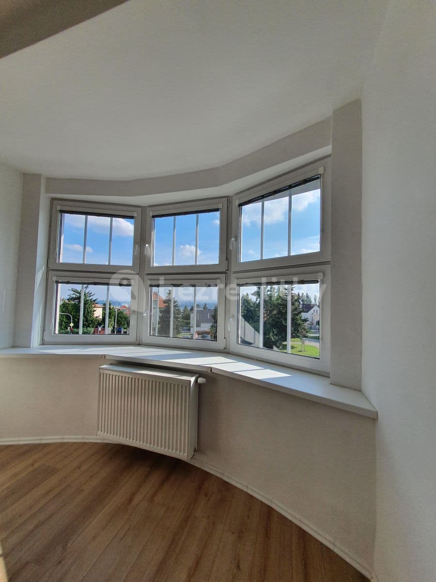 Prenájom bytu 2-izbový 45 m², Čimická, Praha, Praha Prenájom bytu 2-izbový 45 m², Čimická, Praha, Praha