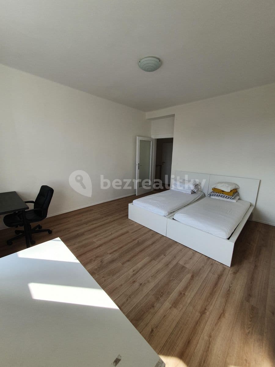 Prenájom bytu 2-izbový 45 m², Čimická, Praha, Praha Prenájom bytu 2-izbový 45 m², Čimická, Praha, Praha