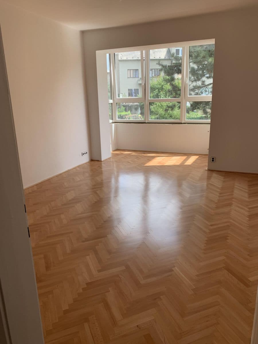 Prenájom bytu 2-izbový 75 m², Mišákova, Olomouc, Olomoucký kraj Prenájom bytu 2-izbový 75 m², Mišákova, Olomouc, Olomoucký kraj