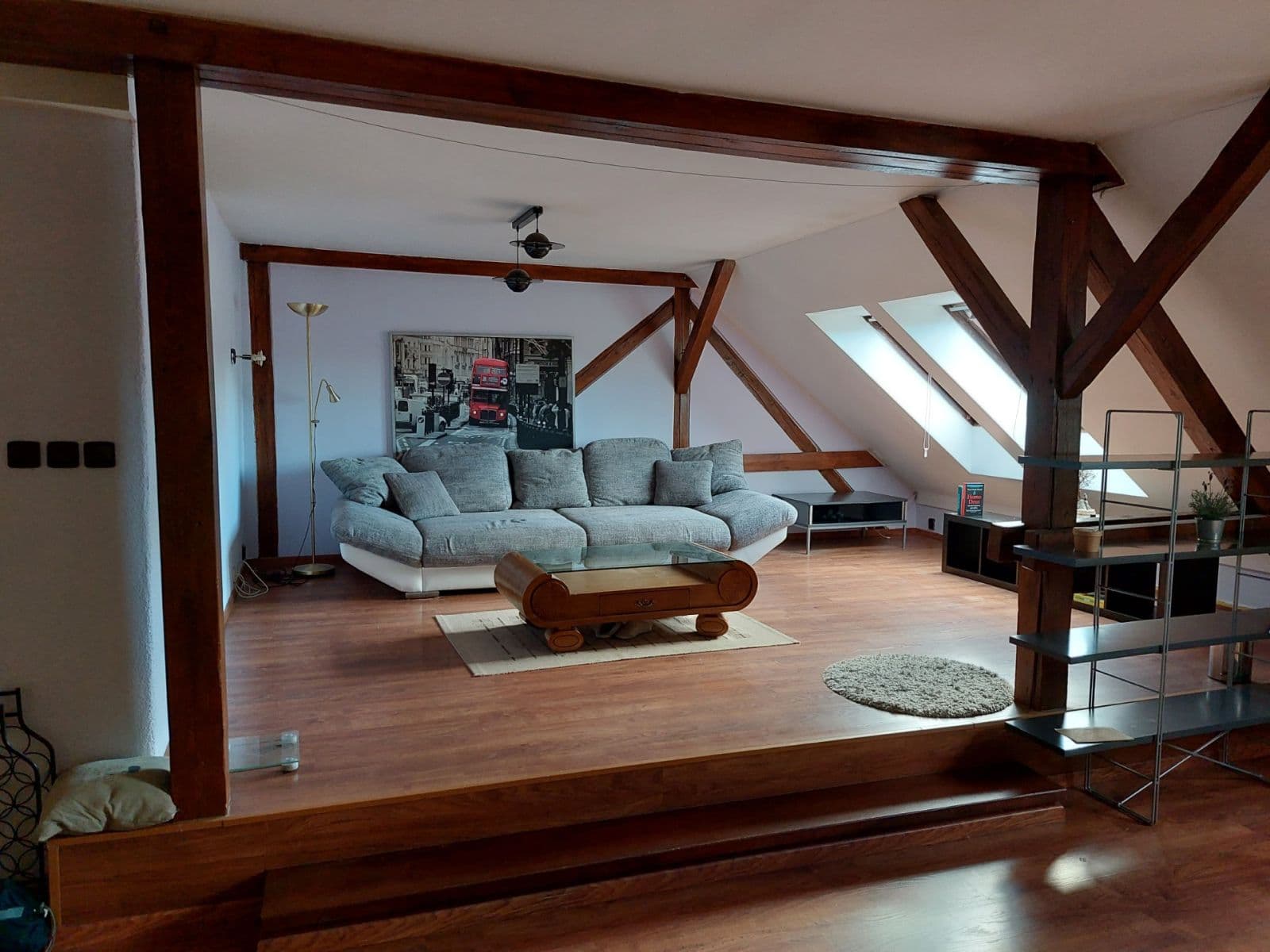 Prenájom bytu 4-izbový 145 m², Krátkého, Praha, Praha Prenájom bytu 4-izbový 145 m², Krátkého, Praha, Praha